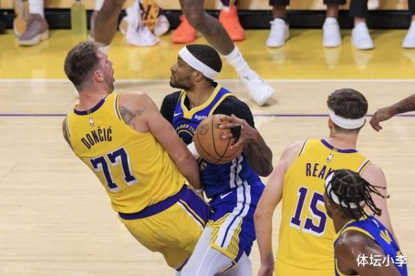 嘉正网  湖人输球又遭打击! 东契奇疑似腹股沟受伤, 雷迪克想念詹姆斯